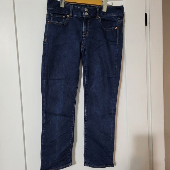American Eagle Women Jean's Size 8  (30x25) - Picture 2 of 3